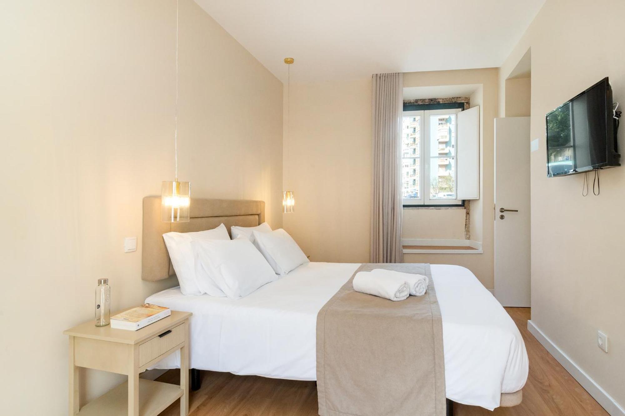 Metropolitan Living Lisbon - Laranjeiras Apartment ภายนอก รูปภาพ