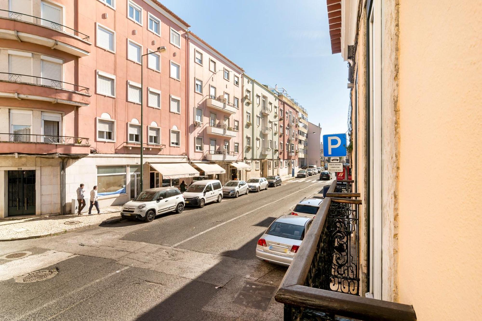 Metropolitan Living Lisbon - Laranjeiras Apartment ภายนอก รูปภาพ