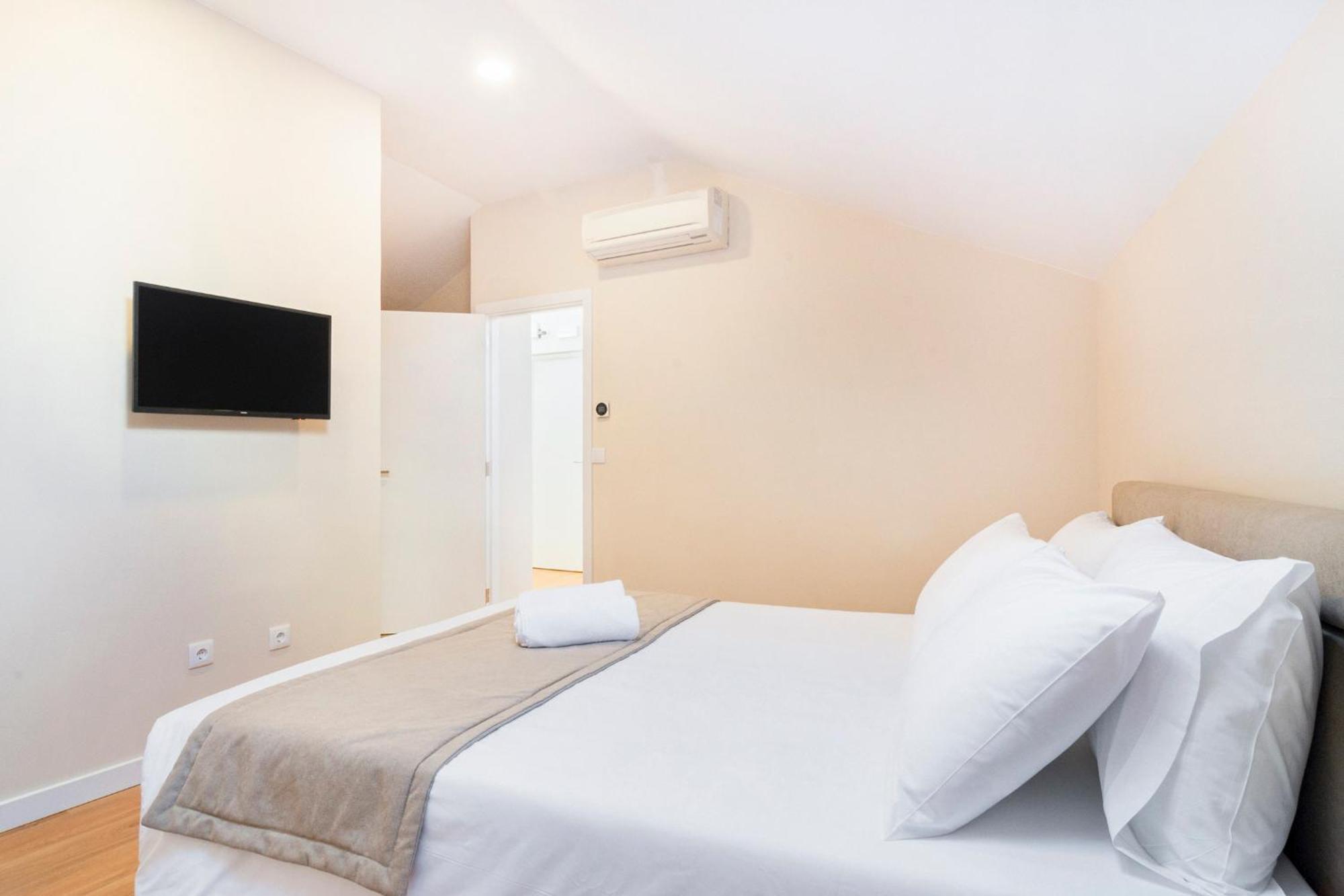 Metropolitan Living Lisbon - Laranjeiras Apartment ภายนอก รูปภาพ
