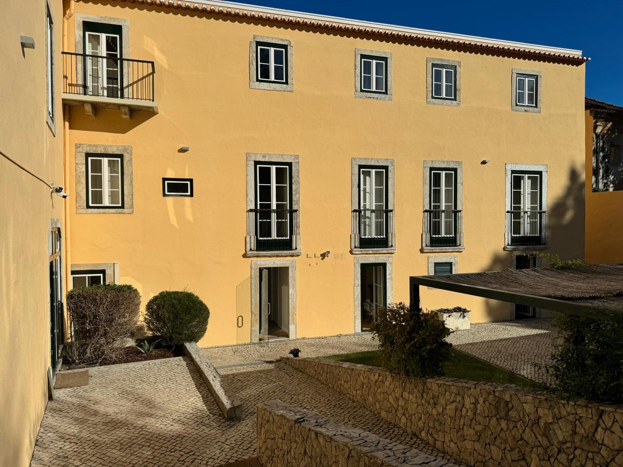 Metropolitan Living Lisbon - Laranjeiras Apartment ภายนอก รูปภาพ